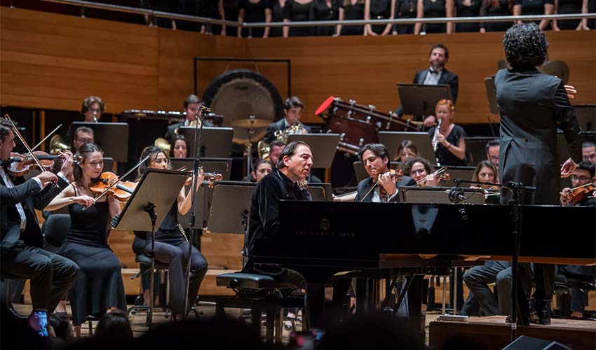 Göğsümüz kabara kabara 100. Yıl Marşı’nı söyleyeceğiz
