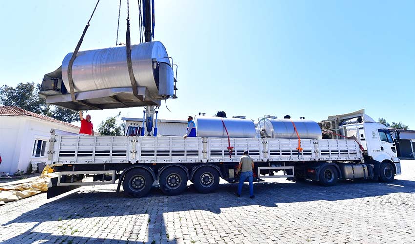 Hataylı süt üreticilerine İzmir’den tank desteği