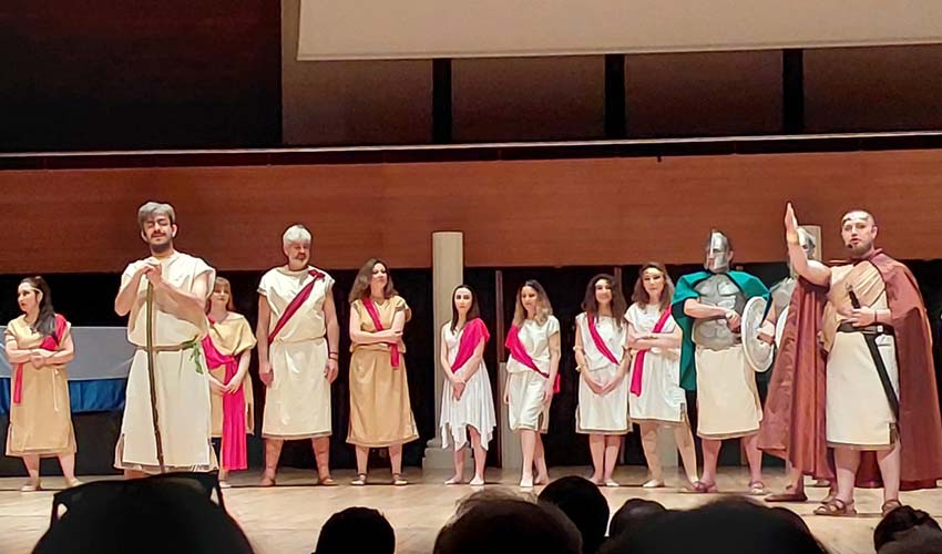 Homeros Izmirlidir yarın tekrar