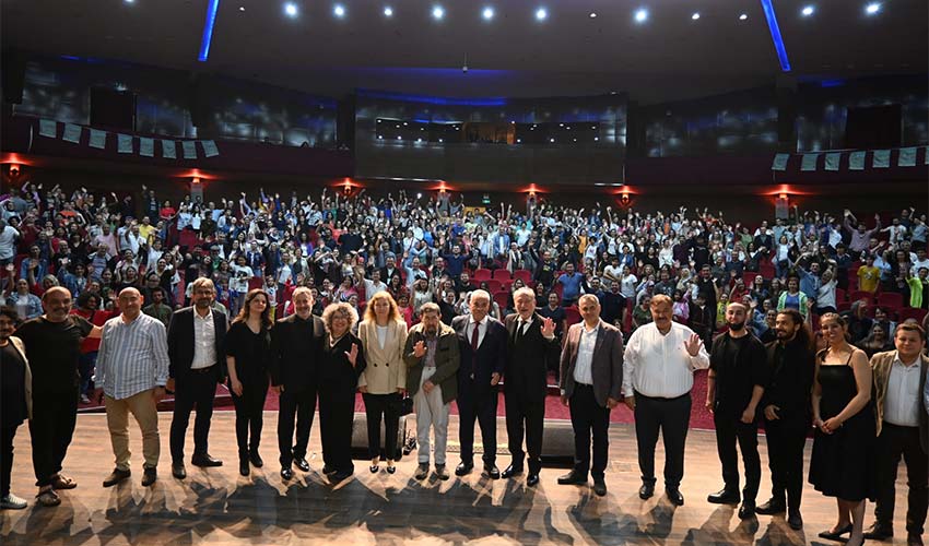 Sanatın kalbi Torbalı’da attı