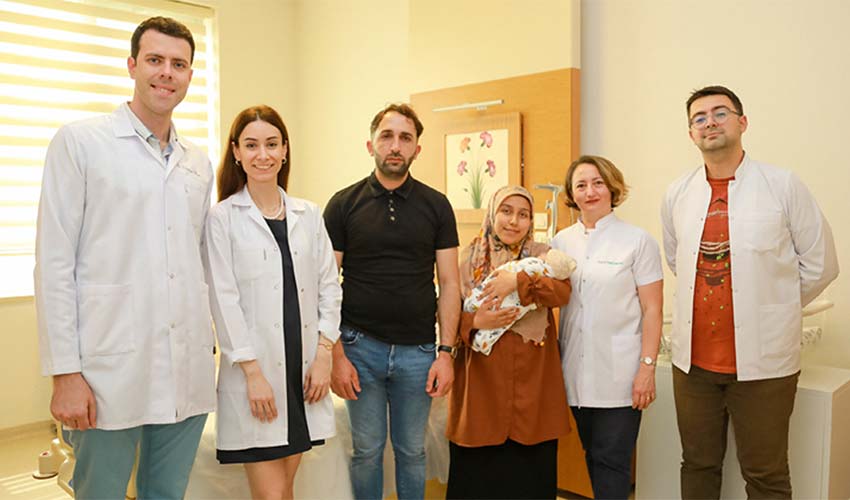 Bağırsakları Göğüs Kafesinde Olan Bebek Sağlığına Kavuştu