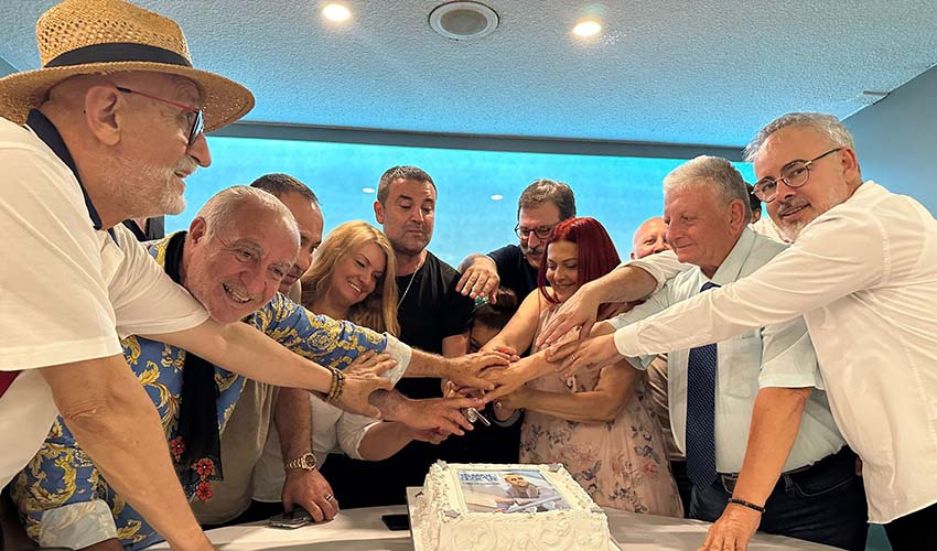 İzmirli basın mensuplarına teşekkür yemeği