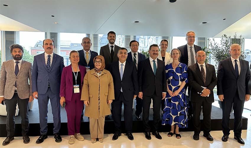 Brüksel’de uluslararası dayanışmanın önemine vurgu