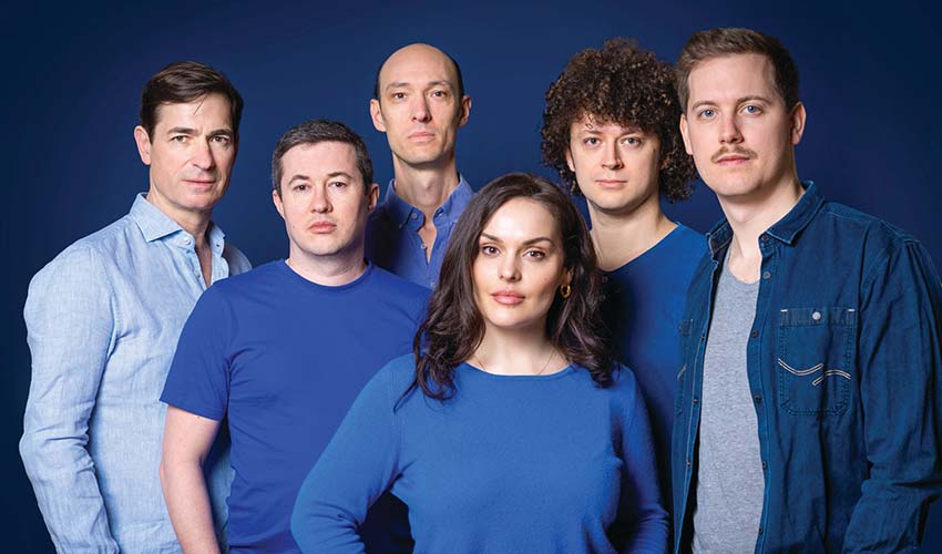 Stıng’i bir de böyle dinleyin