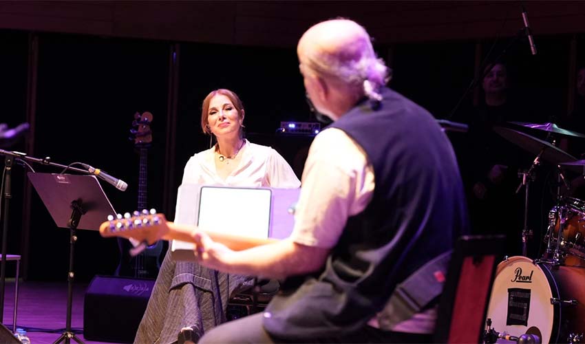 Zuhal Olcay’dan unutulmaz konser