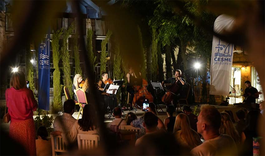 Alaçatı Gün Batımı Konserleri