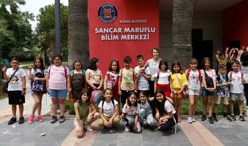 Yaz tatilinde Sancar Maruflu Bilim Merkezi’ne