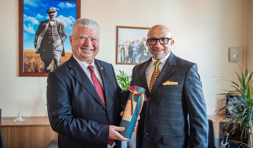 İzmir’le Latin Amerika ülkeleri arasındaki bağlar güçleniyor