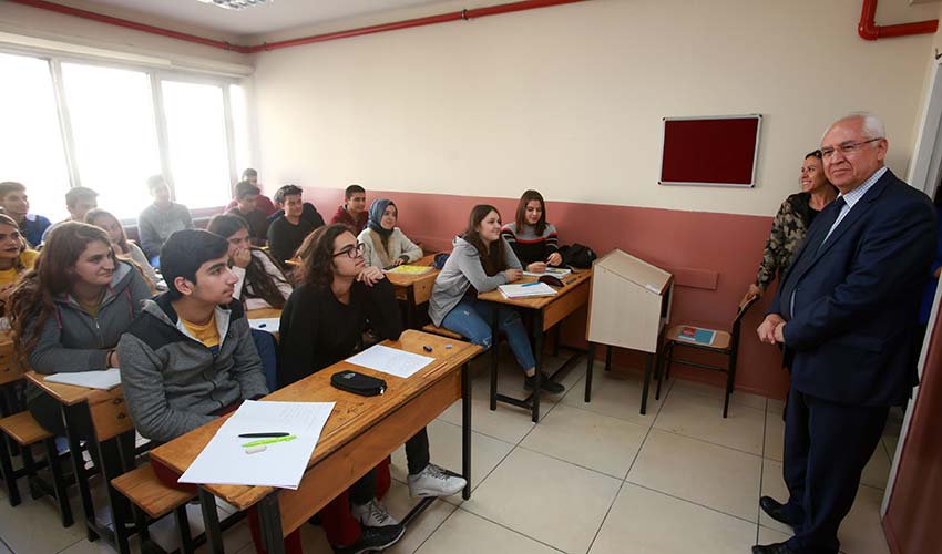 KARBEM LGS'de yine yüzleri güldürdü