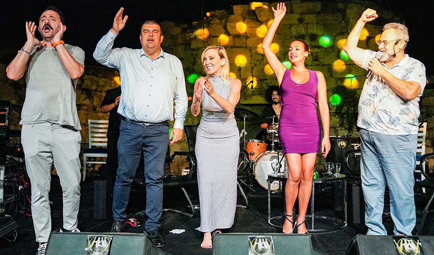 Yaz sohbetlerinde Ege türküleri