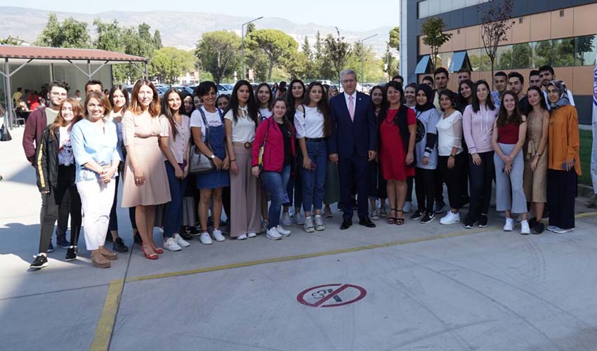 Yeni hemşire adayları bekleniyor