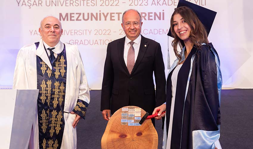 Mühendis aileden başarılı müzisyen