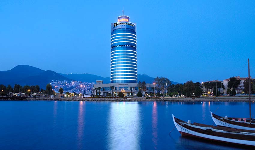 20 yıldır şehrin en iyi oteli