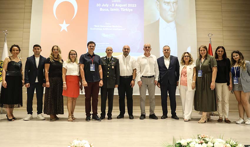 Dünya gençlerine ev sahipliği yapıyor