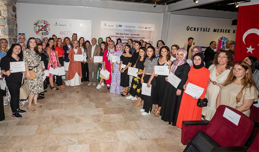 Hem üretiyoruz hem de çalışıyoruz