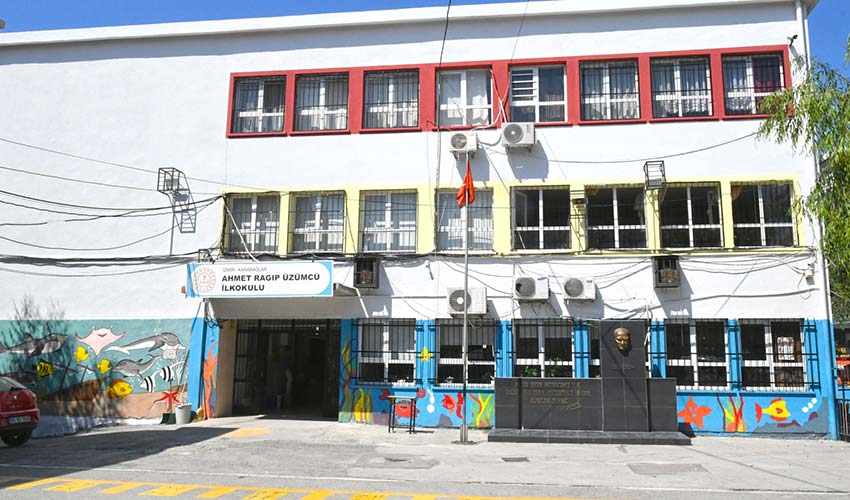 Okulların bakım onarımları hızla sürüyor