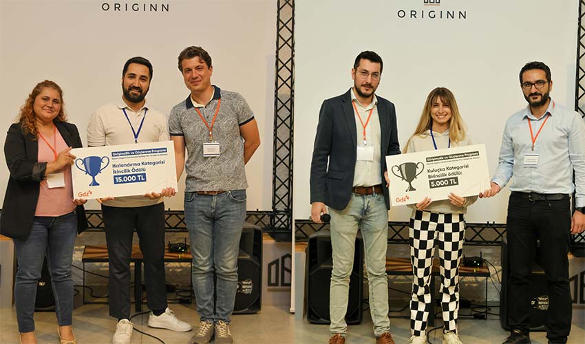 İEÜ'ne çift ödül