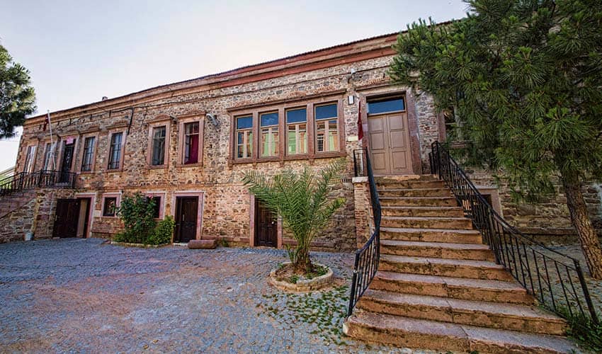 Yeni yüzüyle ziyaretçilerini bekliyor