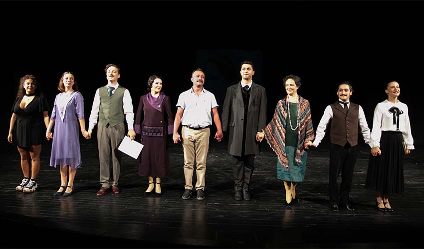 Bedia Muvahhit’e özel gösterim