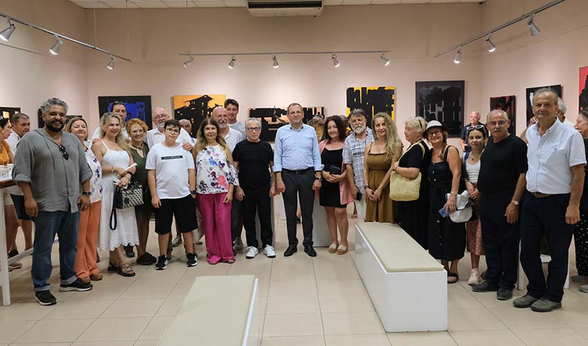 Seramik, Resim ve Heykel bir sergide