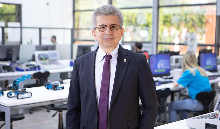 Gençlerin tercihi ‘İzmir Ekonomi’