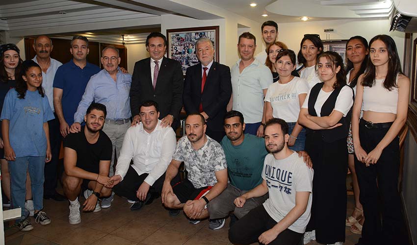 Yeni nesil kahvecileri yetiştiriyorlar