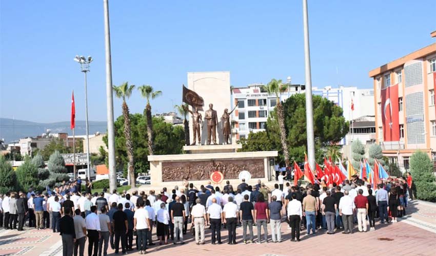 Torbalı 'Kurtuluşu'nu kutluyor