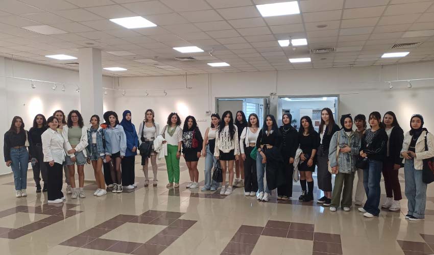 Mavi-Beyaz Atatürk Fotoğrafları sergisi açıldı