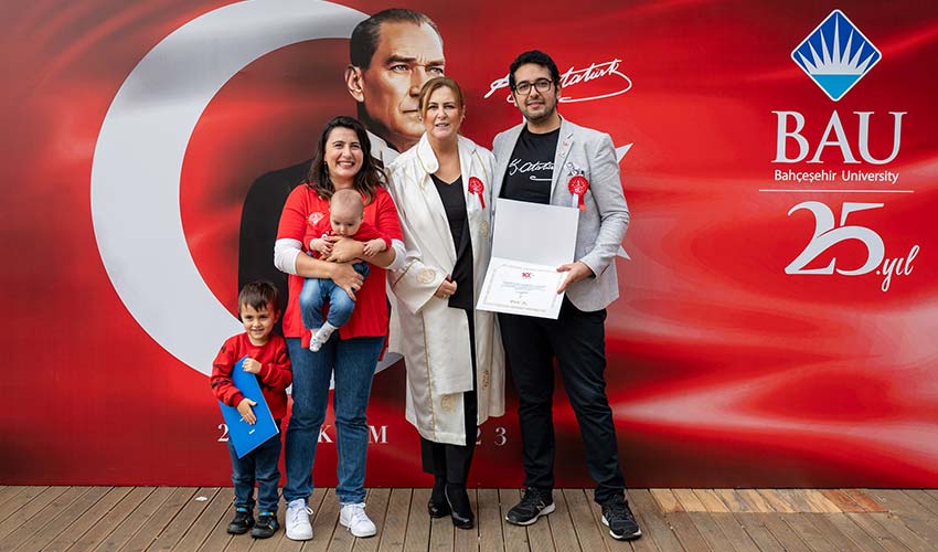 Cumhuriyet’in 100. Yılında 100 doktora bursu