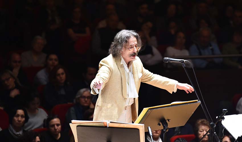 İzmir'in sanat kalbi 15 yaşında