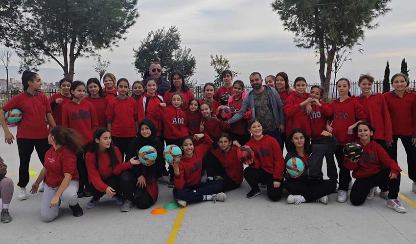 Okullara Spor Malzemesi Desteği
