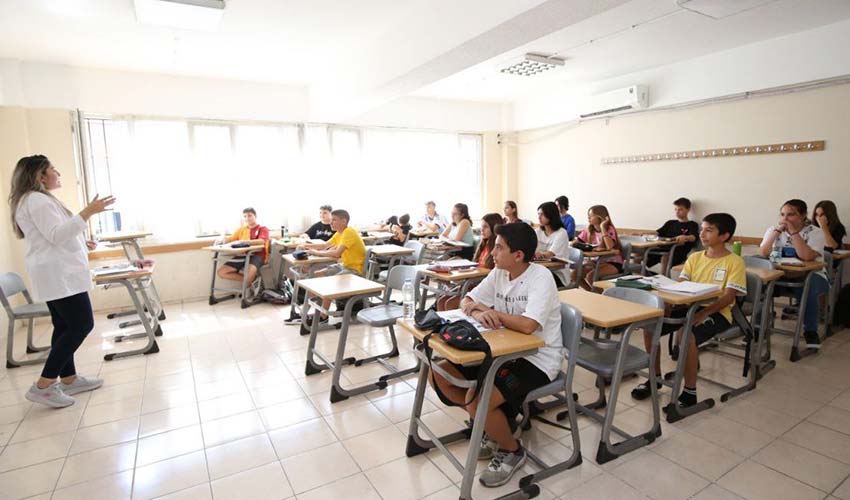 5 yılda 3 bin gence eğitim yuvası oldu