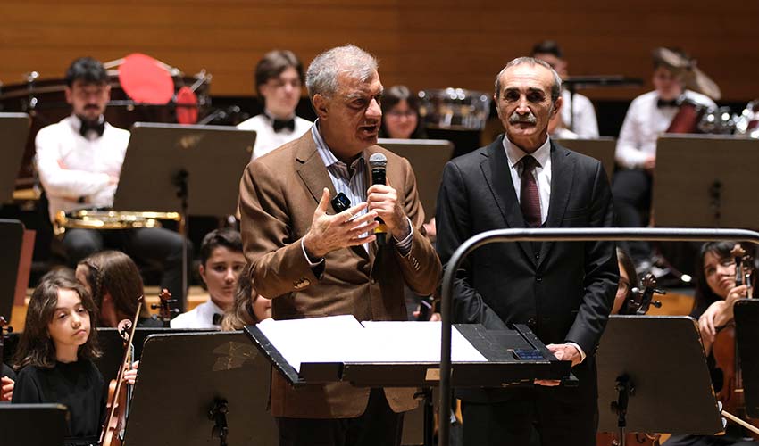 Cengiz Özkan ve Çocuk Senfoni'den muhteşem konser