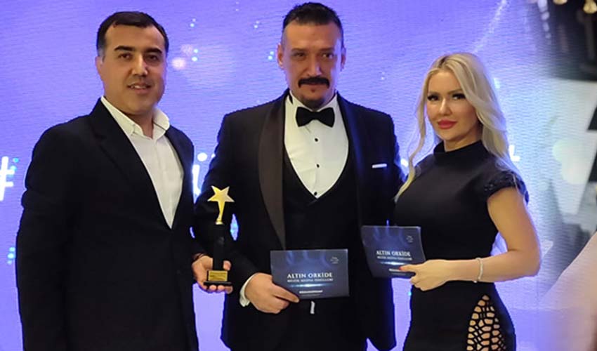 Yeni yıla ödülle başladı