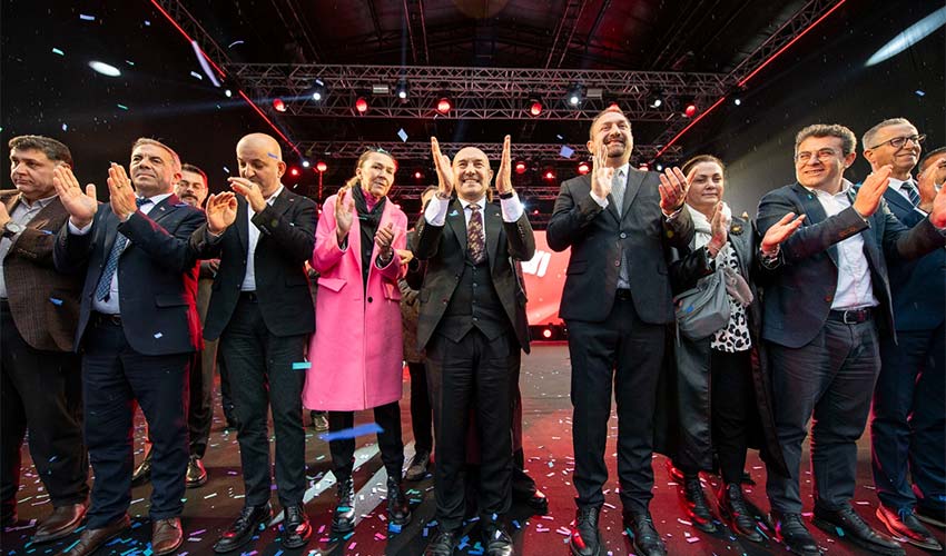 Çiğli Tramvayı hizmete girdi