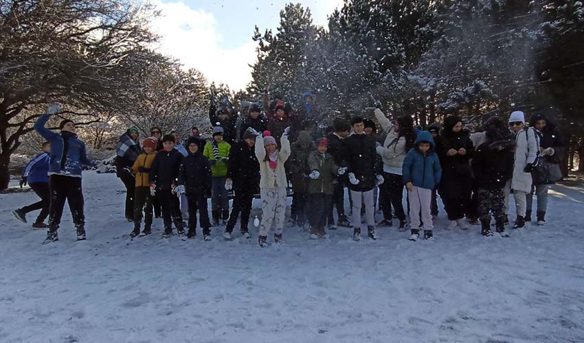 Minik sporculara yarıyıl tatili hediyesi