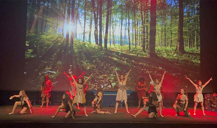 İzmir Aşkına Durmuyor…