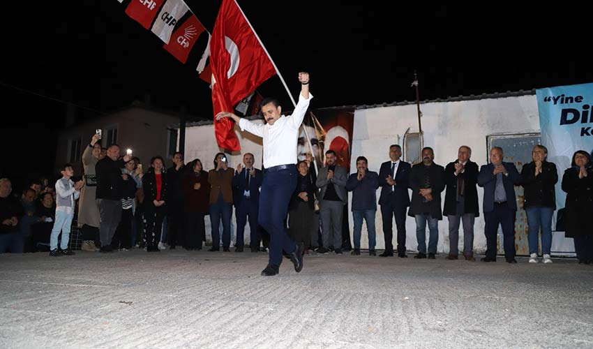 Dede Ocağı Kıratlı’da Zeybek Sürprizi