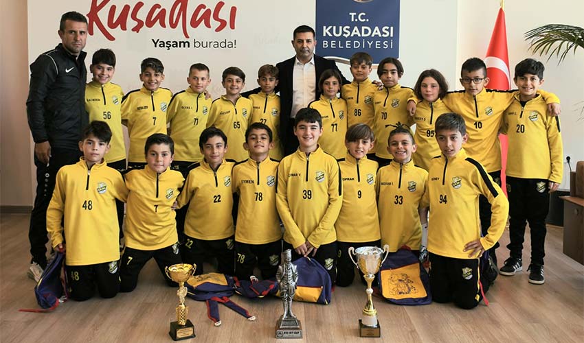Başarılı sporculardan Başkan Günel'e ziyaret