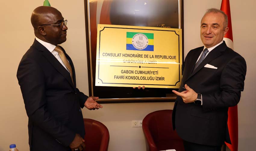 Tağıl, Gabon Fahri Konsolosu
