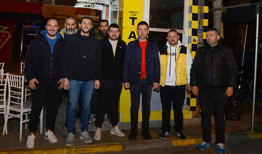 Taksicilerle sahurda buluştu