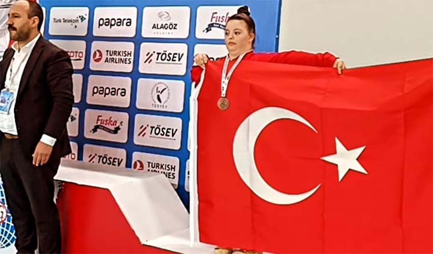 Pamukşeker Selin Urla' nın gururu