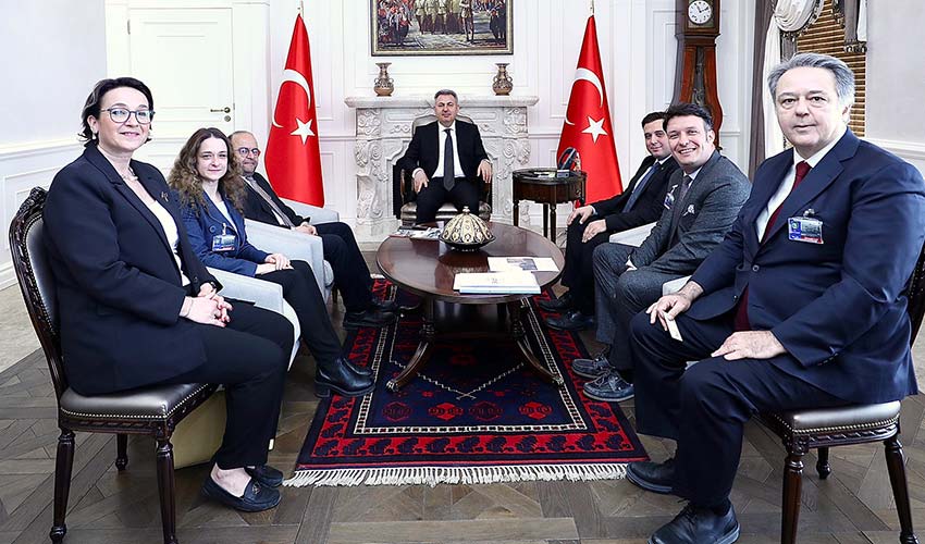 Vali Elban'dan Skal'ın dünya kongresine destek