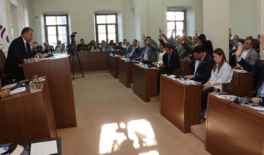 Urla’da yeni dönemin ilk meclis toplantısı