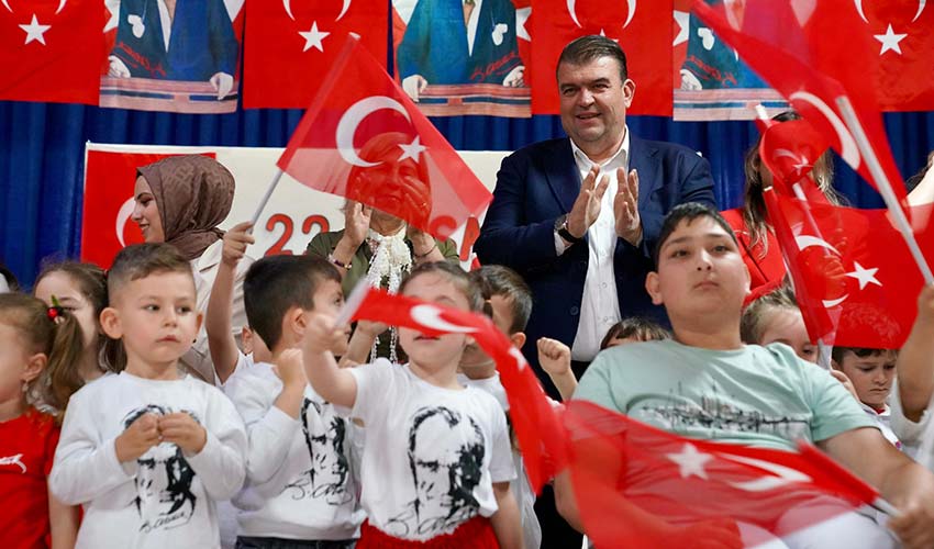 Seferihisar’da 23 Nisan coşkusu