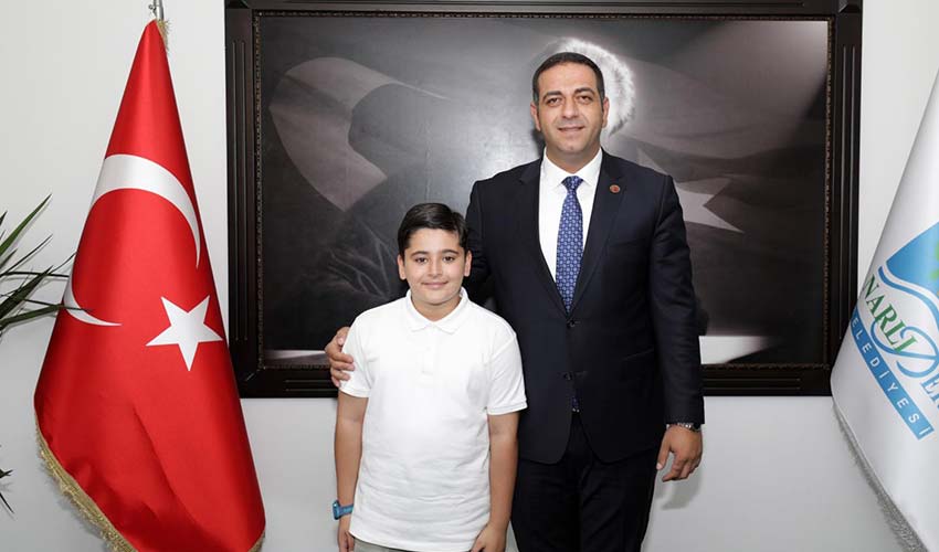 Küçük başkan Ali Dönmez