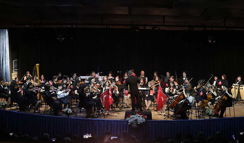 Cumhuriyet Çocuklarından 23 Nisan Konseri