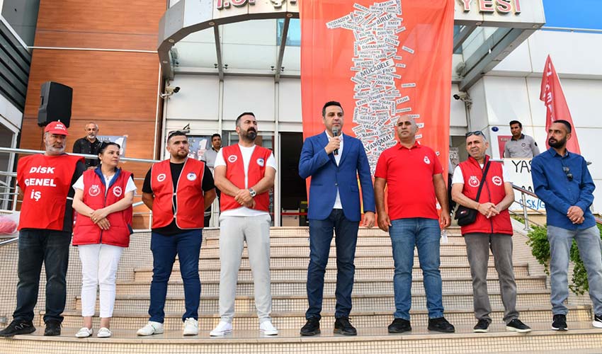 Çiğli’de Coşkulu 1 Mayıs Kutlaması