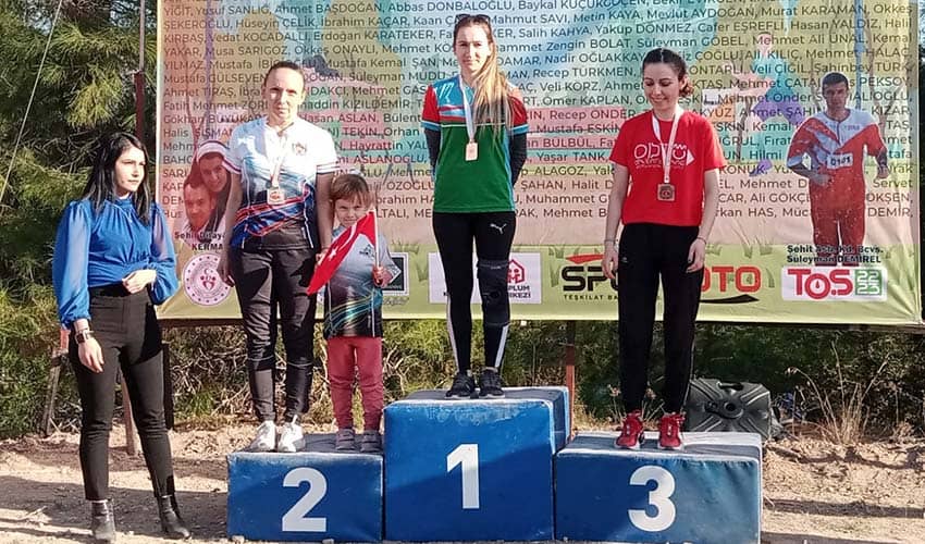 3 Türkiye Şampiyonluğu