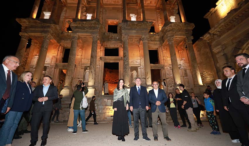 Gece müzeciliği uygulaması Efes Selçuk’a da katkı sağlayacak